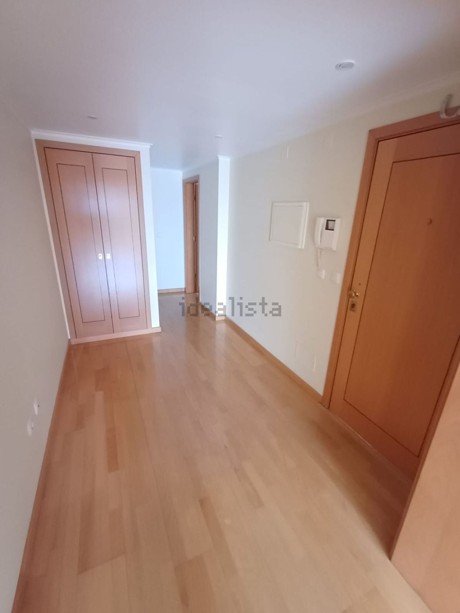 出租公寓 t3在Rua Mouzinho de Albuquerque, 27 - 前厅