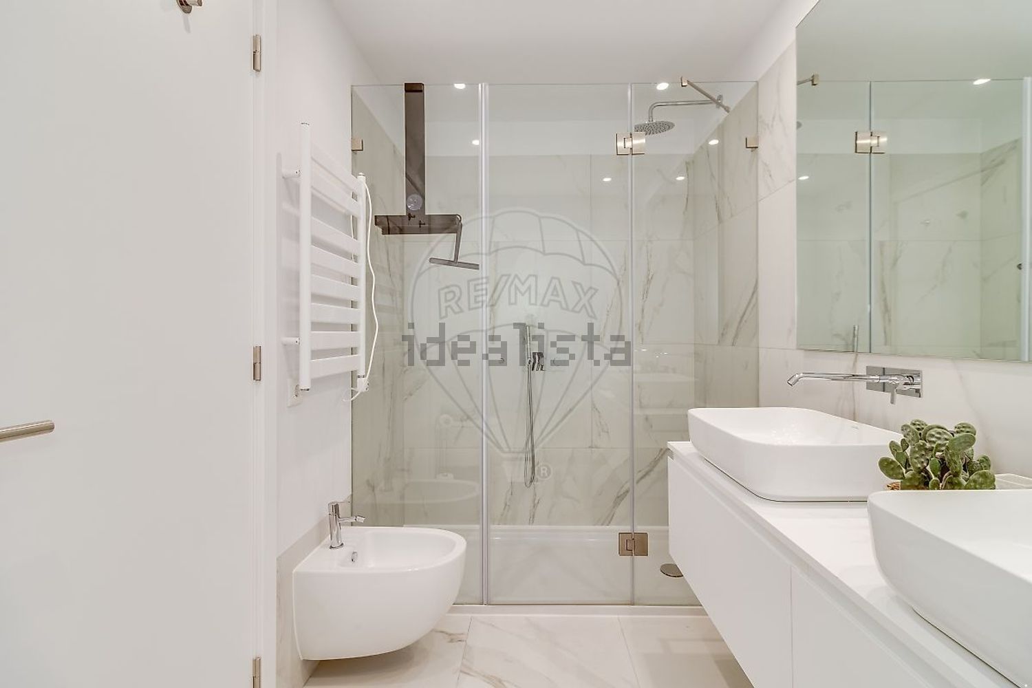 出租公寓 t2在Estrada Desvio - 卫生间