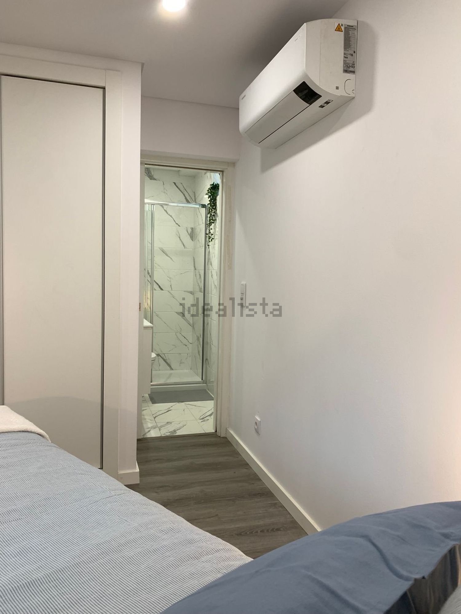 出租房间在Rua Sargento Armando Monteiro Ferreira, 35 - 卫生间