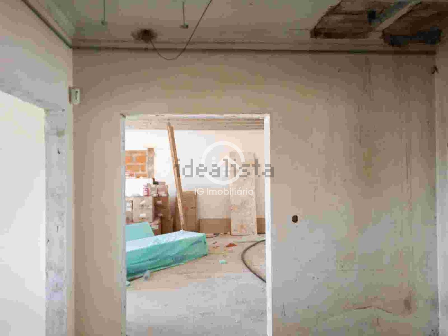 小楼房或独栋别墅出售在Centro - 照片