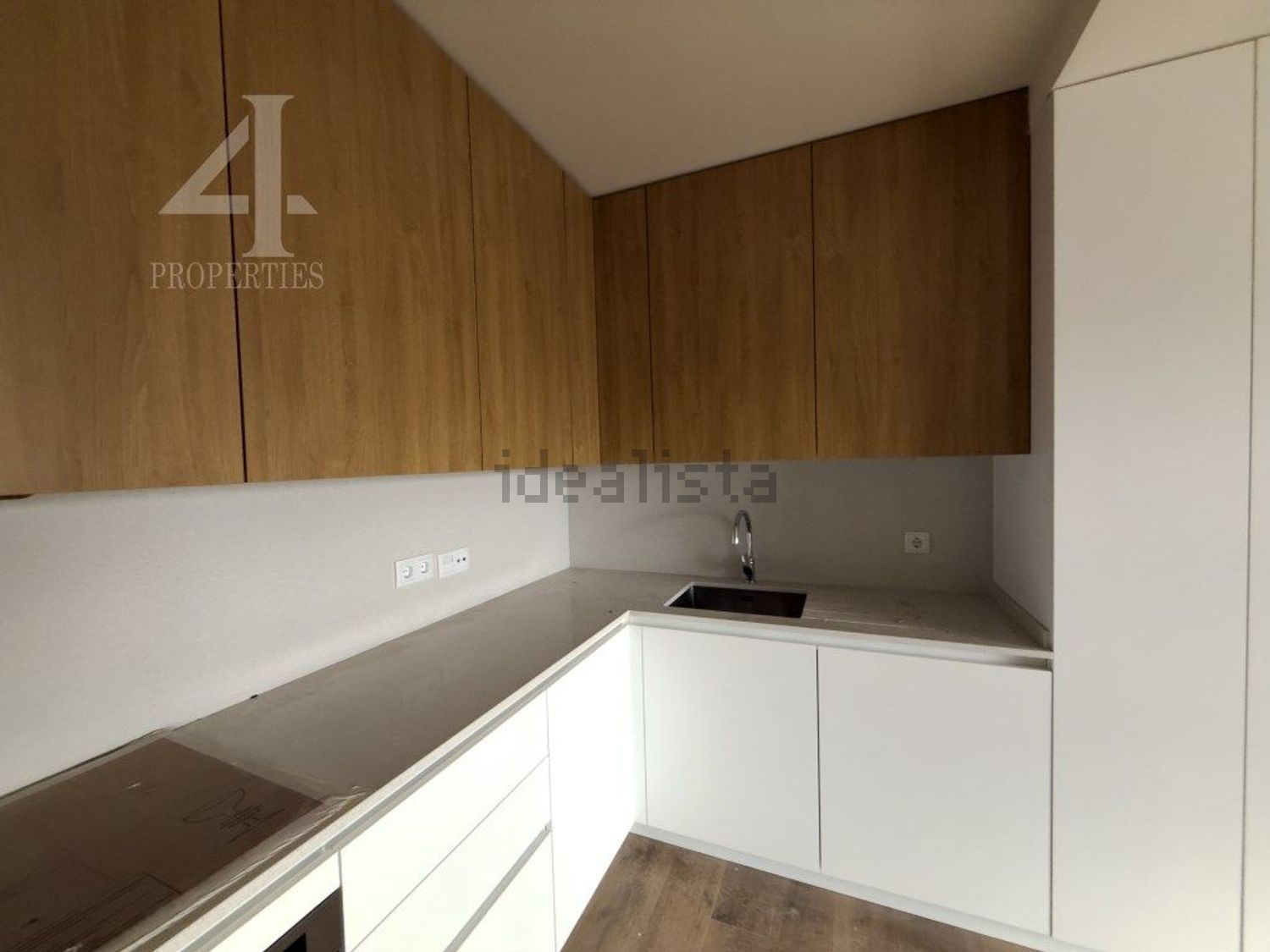 公寓 t1出售在Rua Pablo Neruda, 4 - 厨房