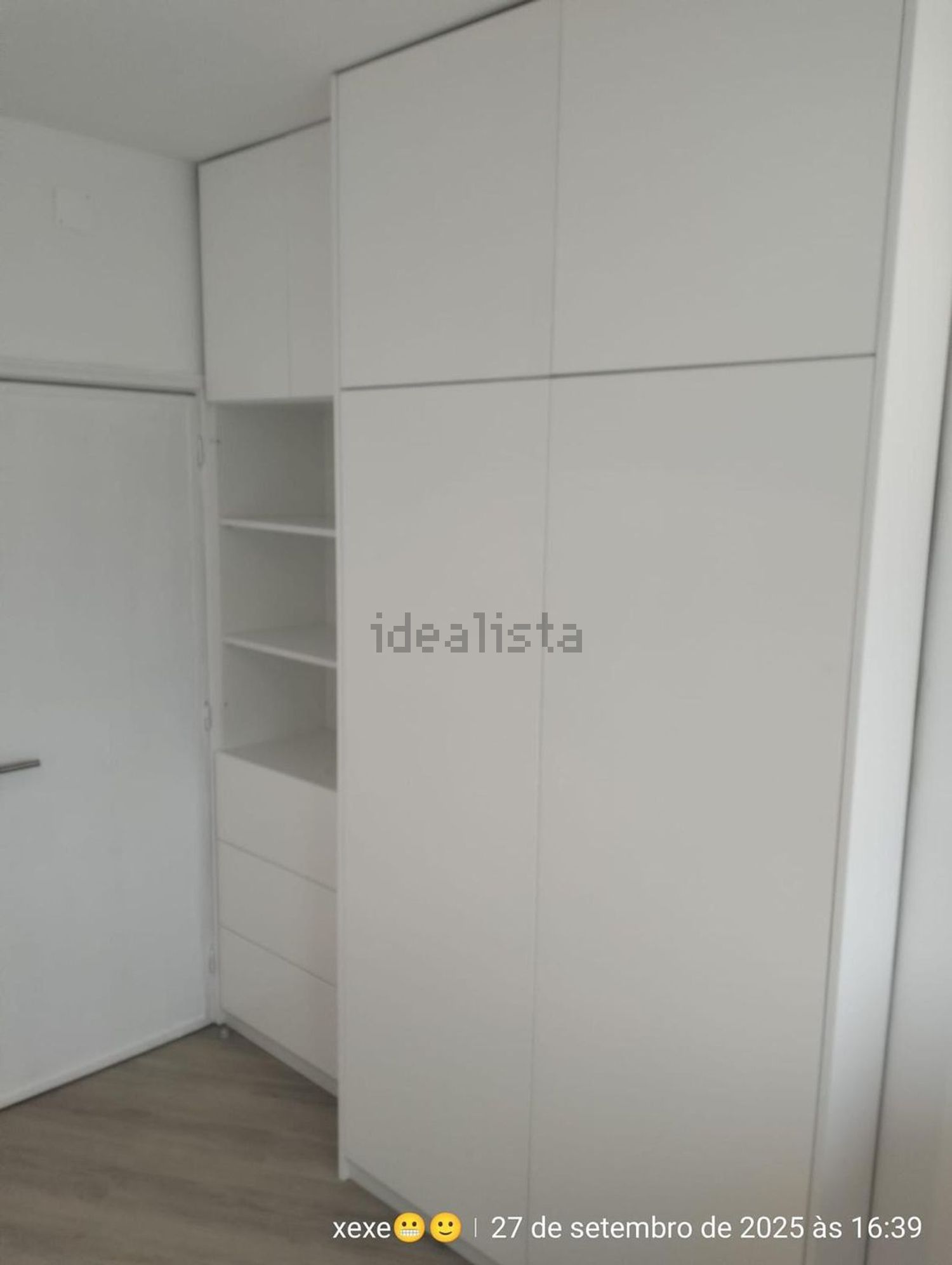 出租房间在Avenida Infante Dom Henrique, 43 - 试衣间