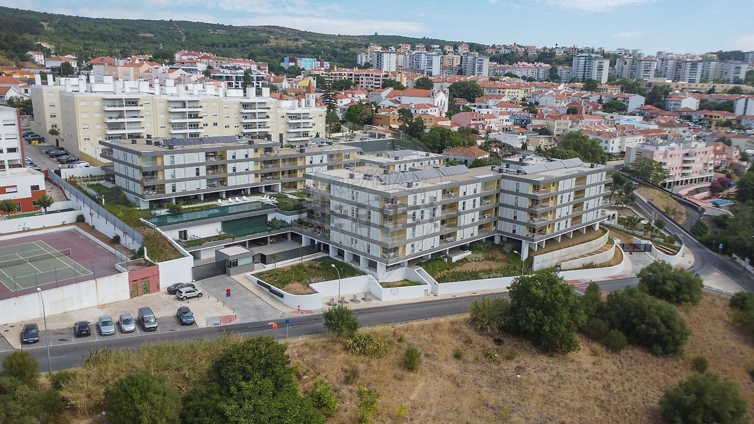 出租公寓 t2在Estrada Desvio - 照片