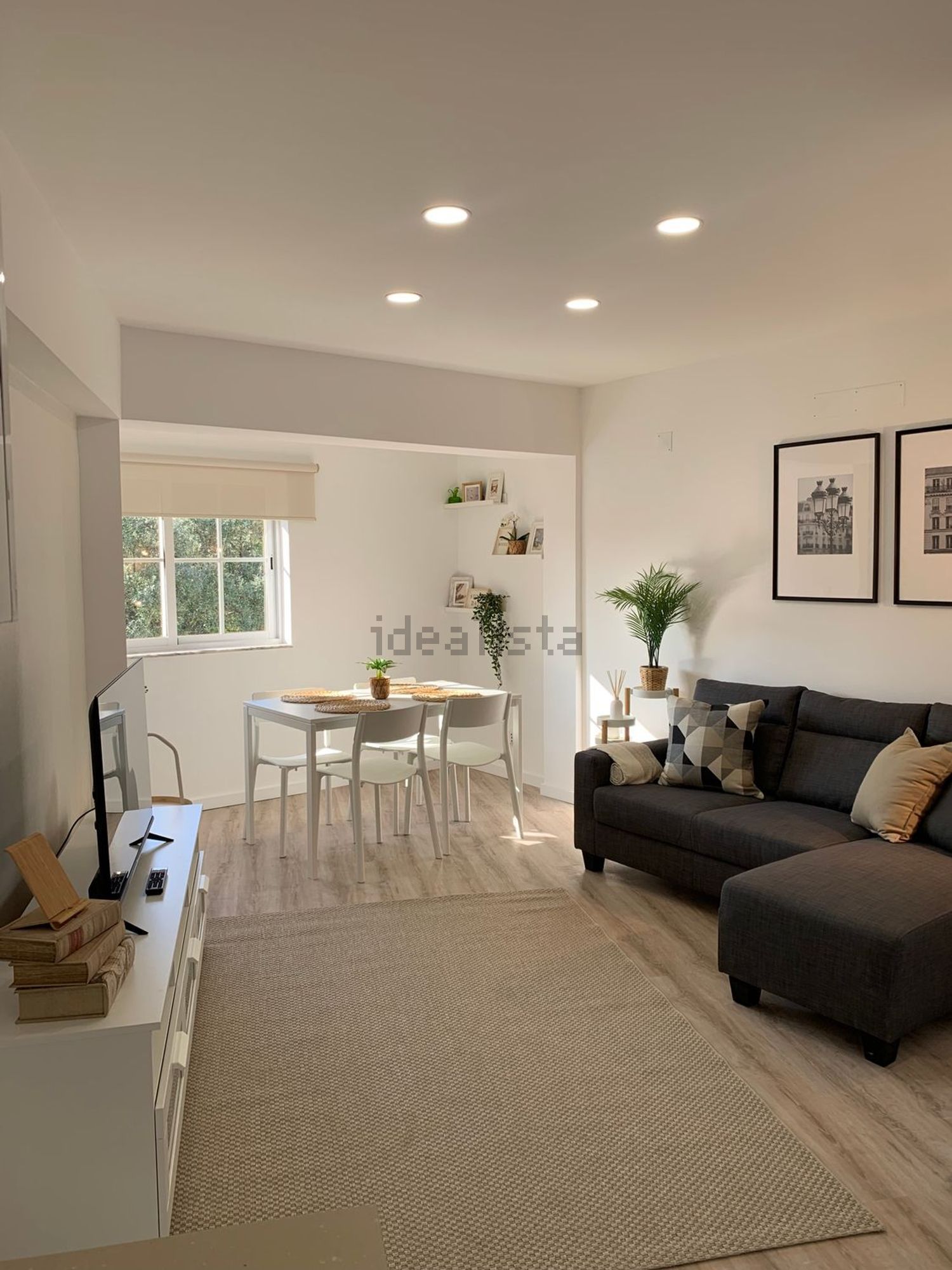 出租房间在Rua Sargento Armando Monteiro Ferreira, 17 - 客厅