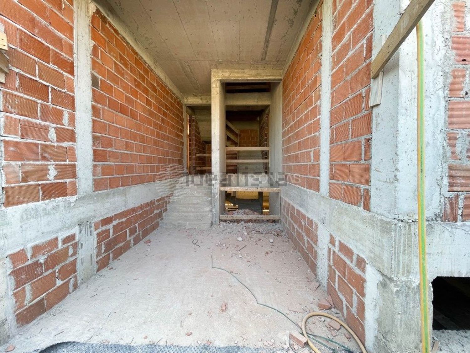 公寓 t1出售在Vale de Milhaços - 过道