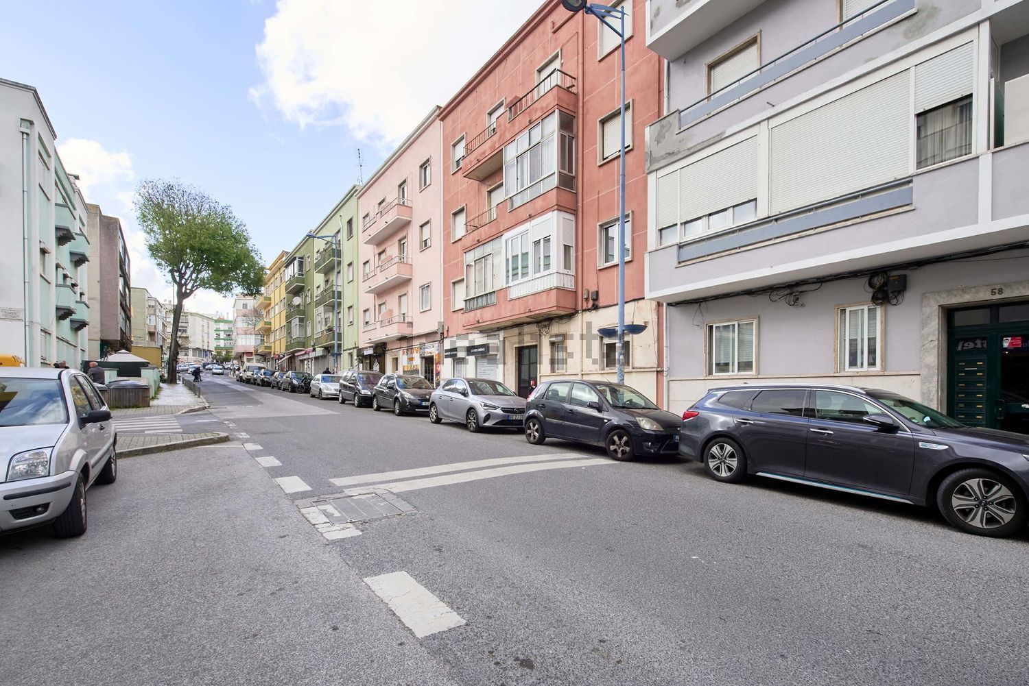 出租房间在Rua Elias Garcia, 60 - 视线