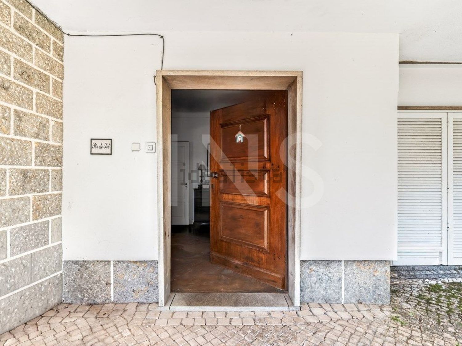 小楼房或独栋别墅出售在Rua 28 de Setembro - 过道