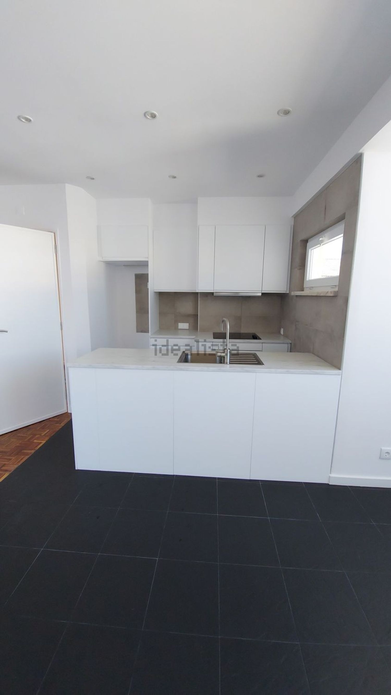 出租公寓 t2在Rua Gil Vicente, 33 - 厨房