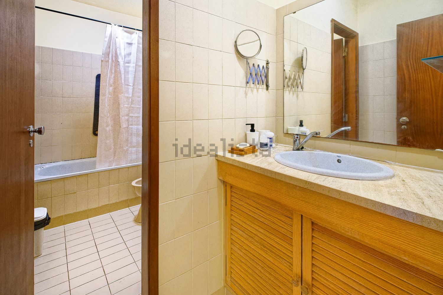 出租公寓 t2在Rua Abel Teixeira Pinto - 卫生间