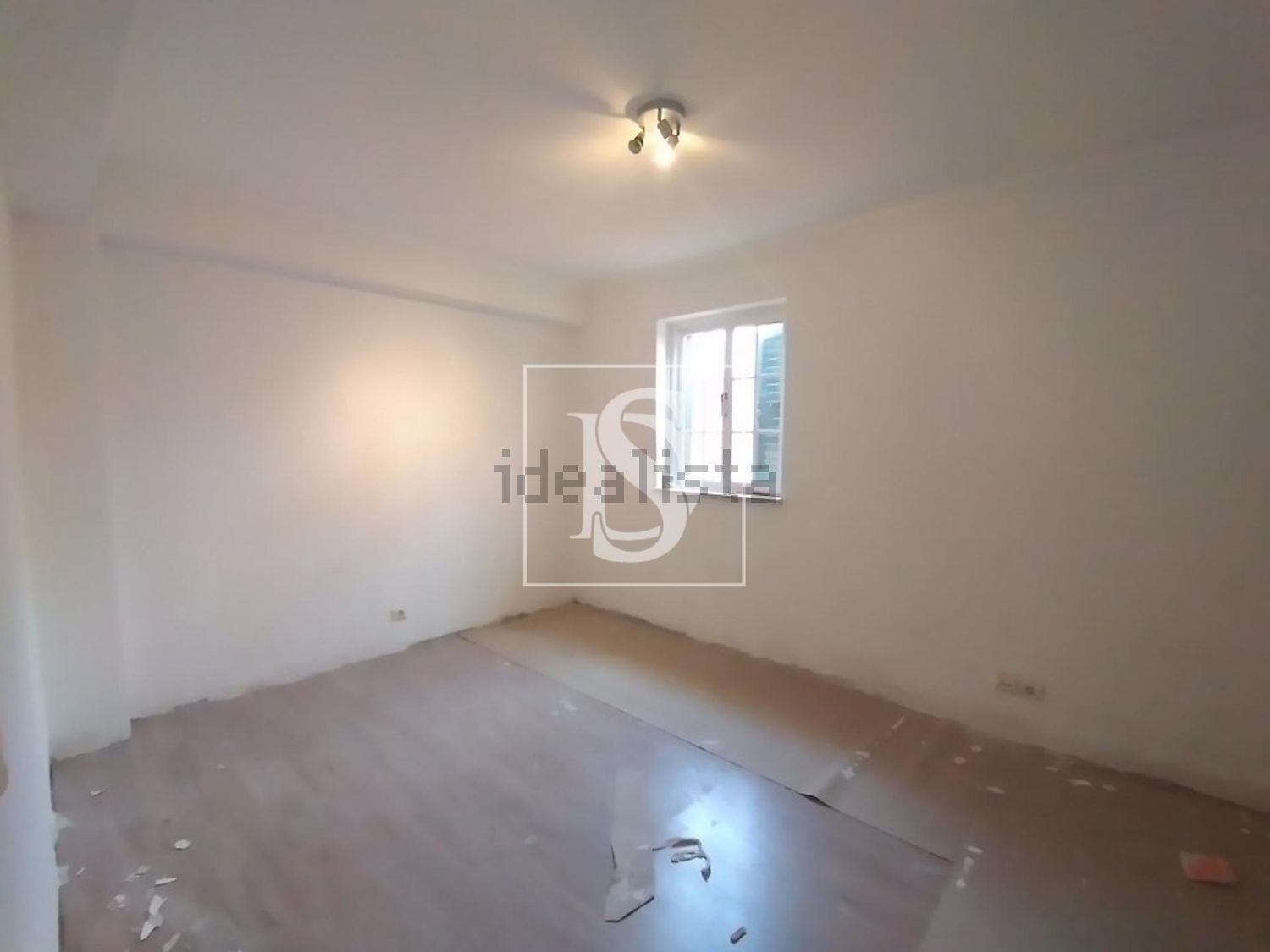 小楼房或独栋别墅出售在Rio Mouro Velho - Alto do Forte - 居住