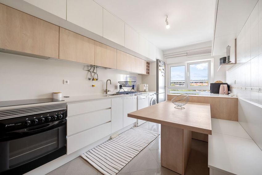 公寓 t3出售在Avenida Antero de Quental, 77