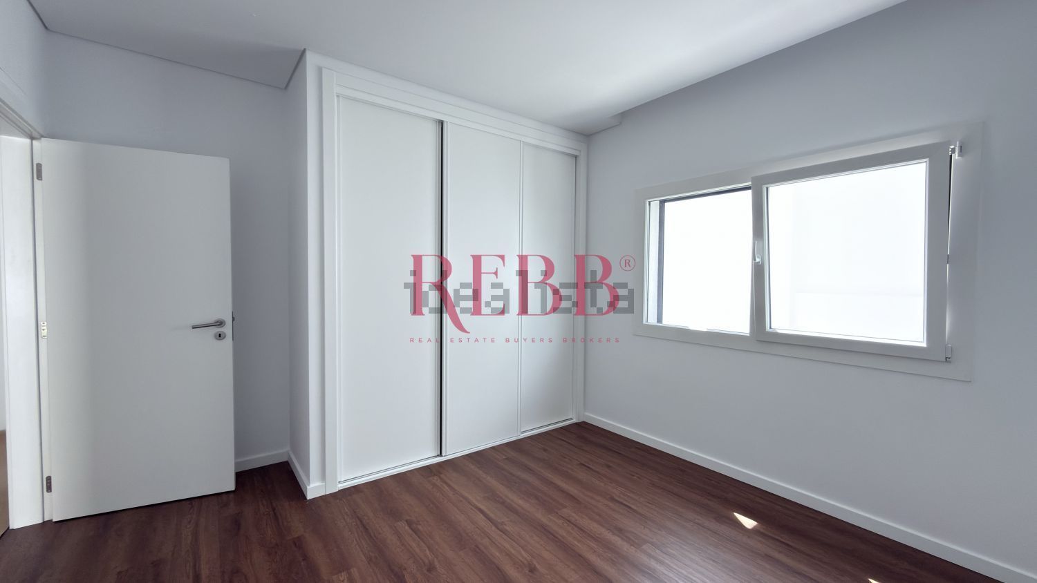 小楼房或独栋别墅出售在Rua Almada Negreiros - 居住