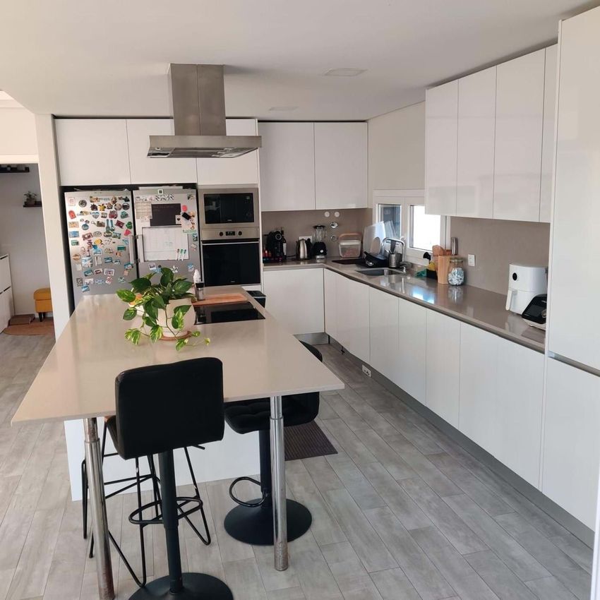 出租小楼房或独栋别墅在Redondos