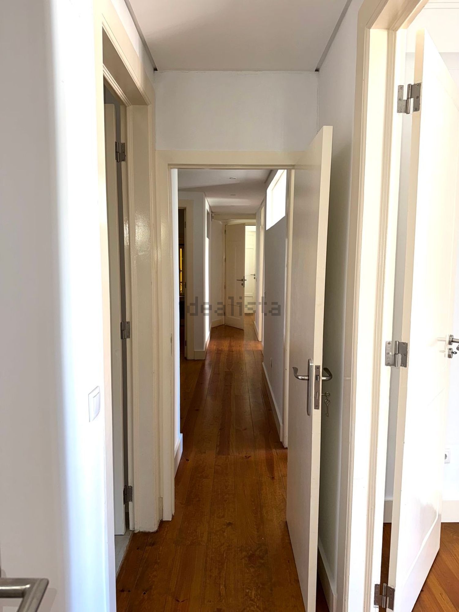 出租公寓 t4在Rua Doutor Alfredo da Costa, 92 - 过道