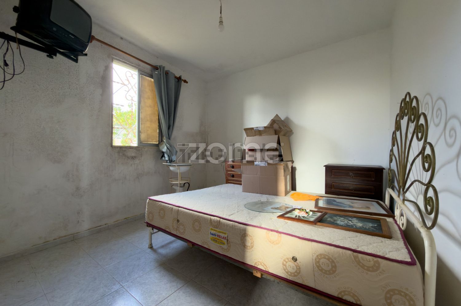 小楼房或独栋别墅出售在Rua 25 de Abril de 1974 s/n - 卧室