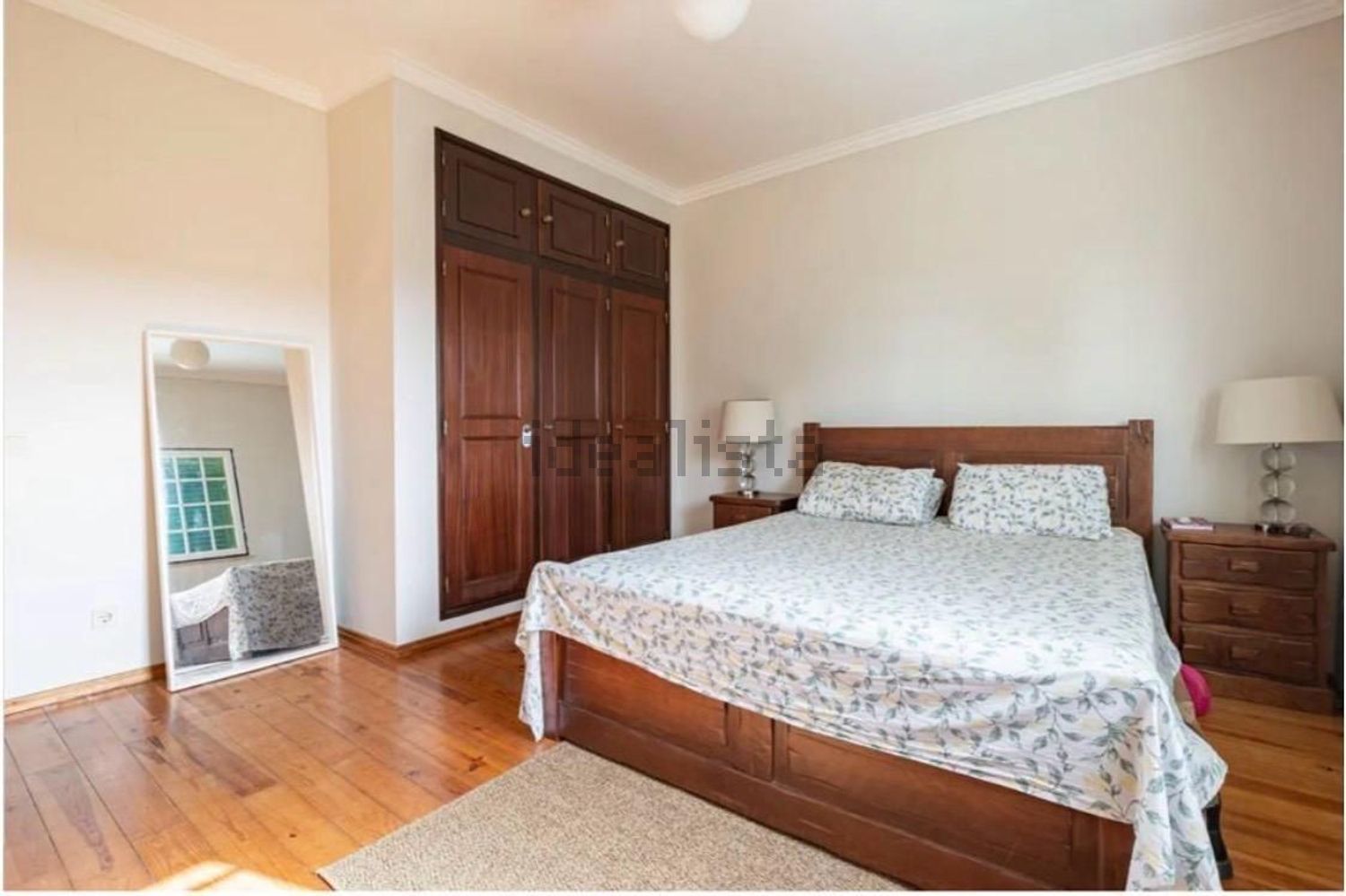 小楼房或独栋别墅出售在Lagoinha - Vale de Touros - 居住