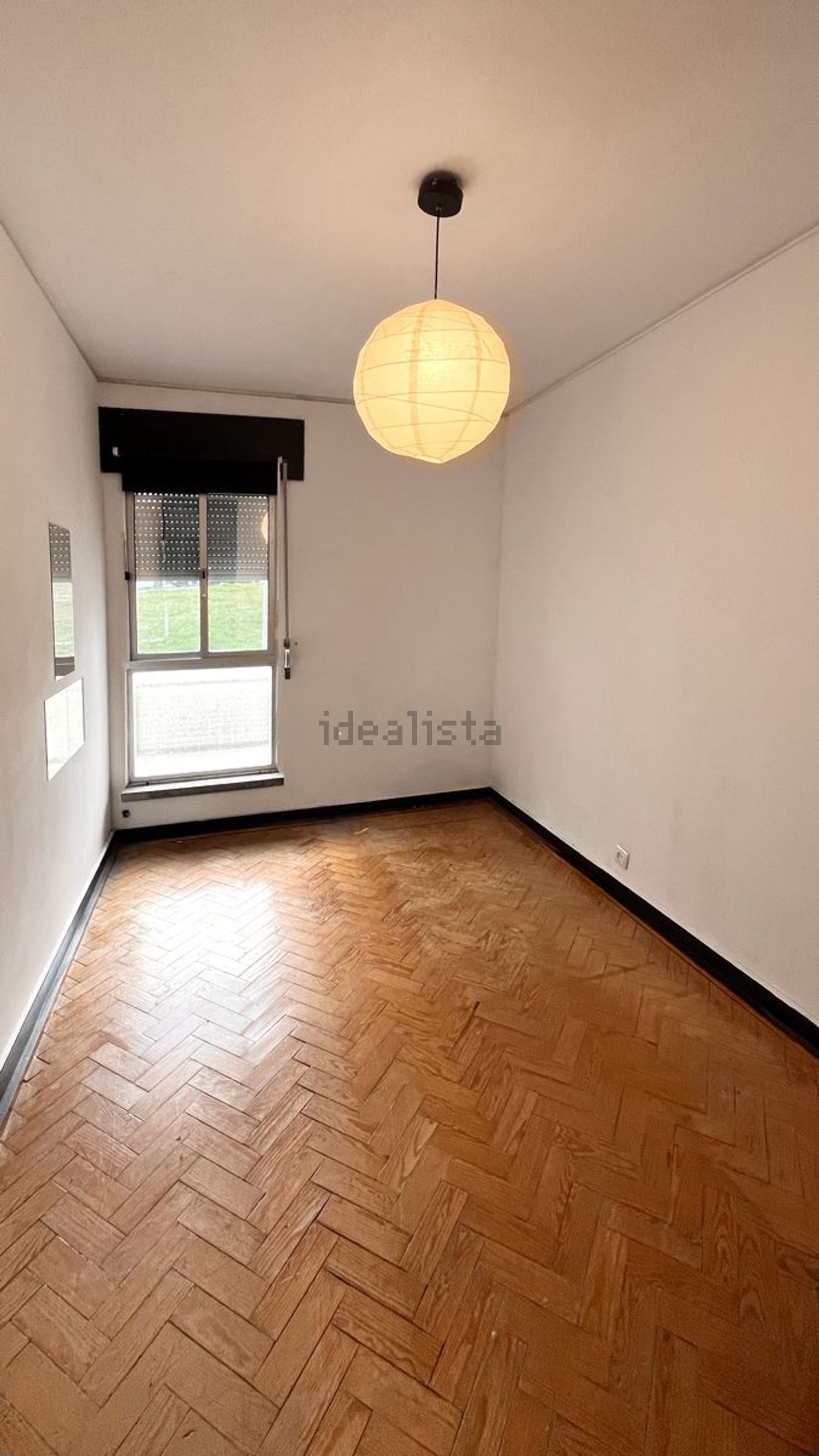 公寓 t2出售在Rua Capitão Santiago de Carvalho, 2 Lote - 卧室