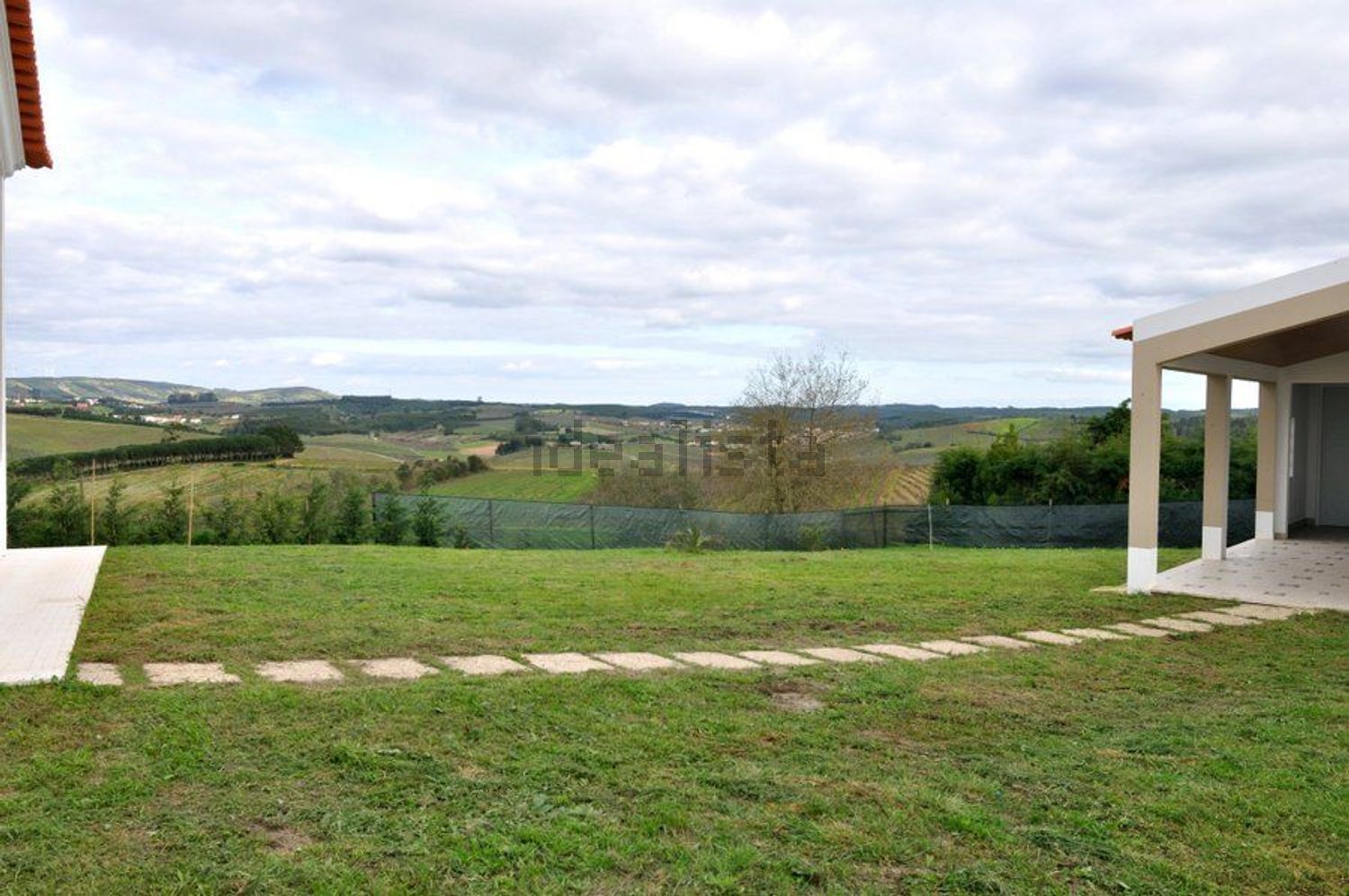 出租小楼房或独栋别墅Peral, 2550 - 花园