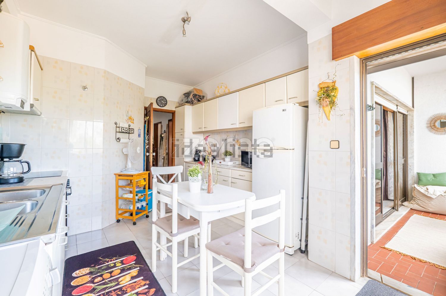 公寓 t2出售在Estrada do Poço Novo, 4 - 厨房