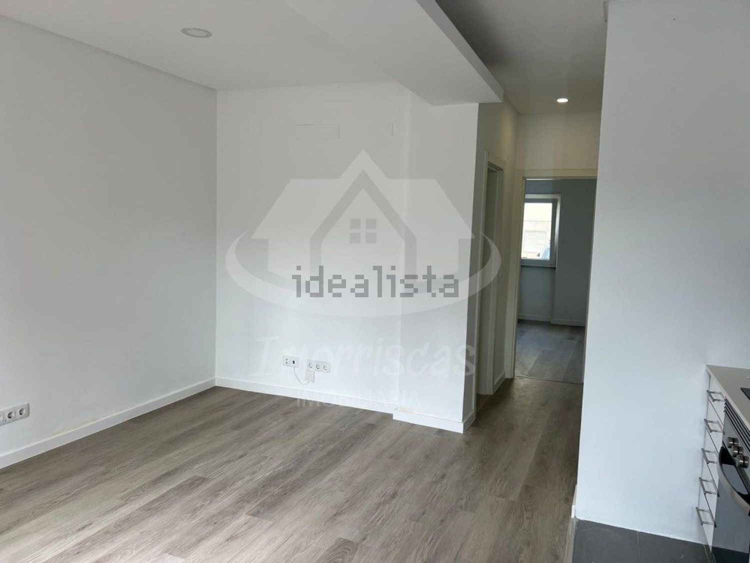 公寓 t2出售在Rua Cidade da Horta, 5 - 客厅