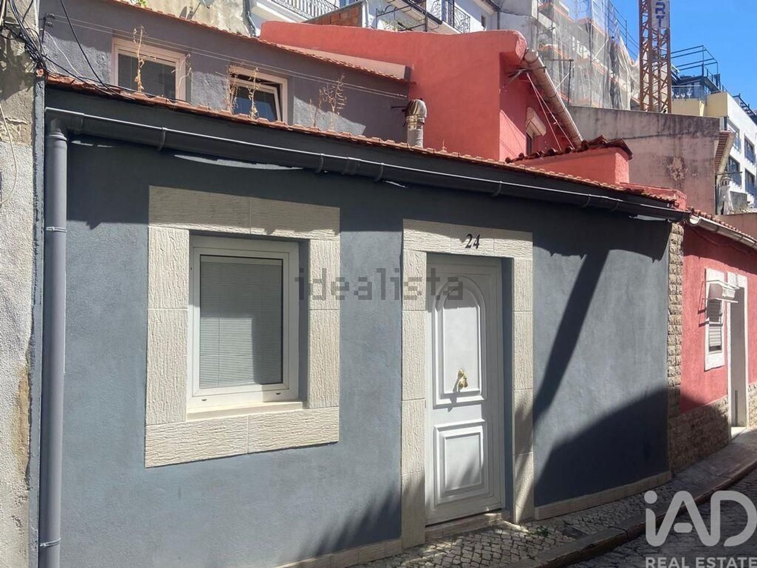 小楼房或独栋别墅出售在Doca de Alcântara - 外立面