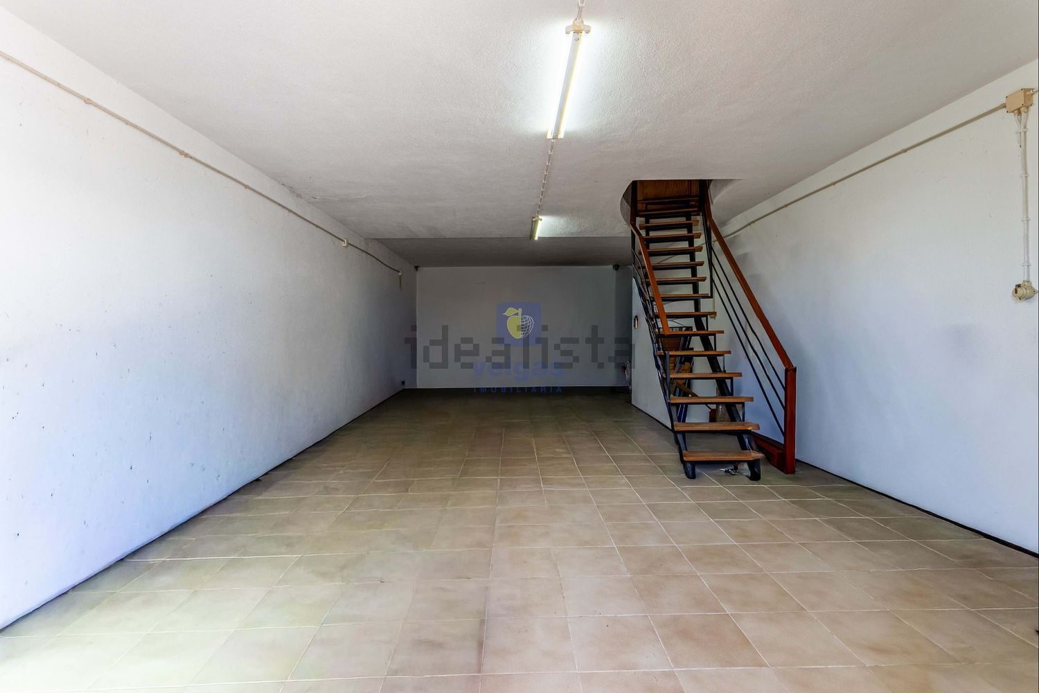 小楼房或别墅出售在Pontinha e Famões - 详情