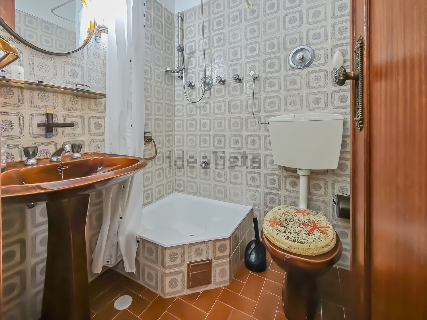 小楼房或独栋别墅出售lapa da serra - 卫生间