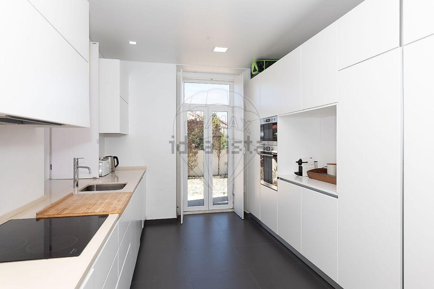 出租公寓 t2在Rua Nossa Senhora Egipto - 厨房