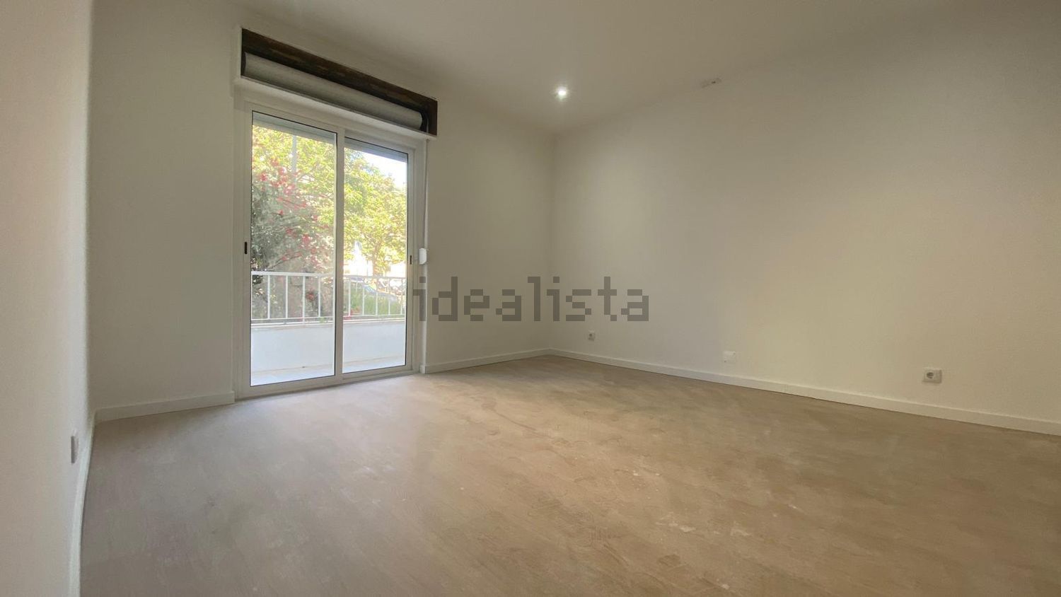 公寓 t3出售在Avenida Comandante Luís António da Silva - 居住