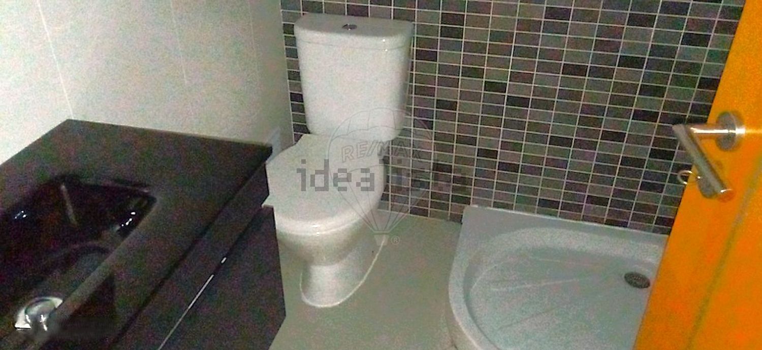 公寓 t4出售在Rua Fernão de Magalhães - 卫生间