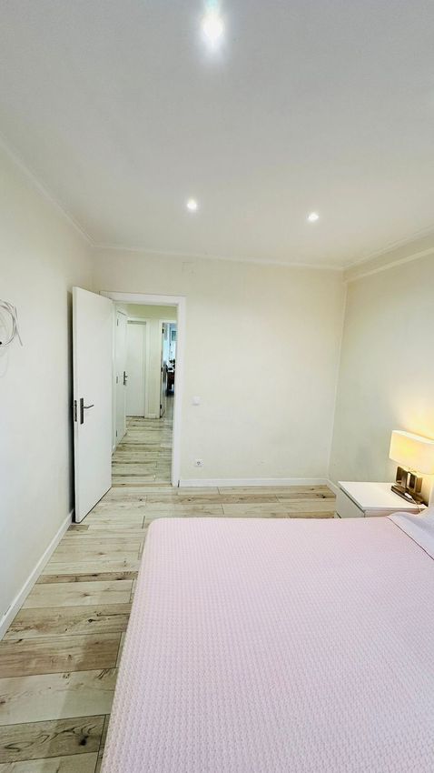 出租房间在Praceta Cerrado da Bica, 1