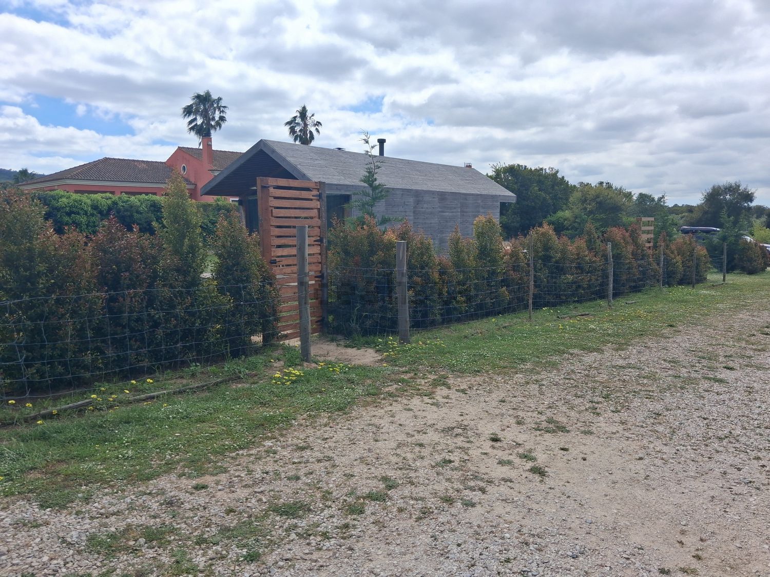 出租小楼房或独栋别墅在Rua João António Moinho, 1 - 外立面