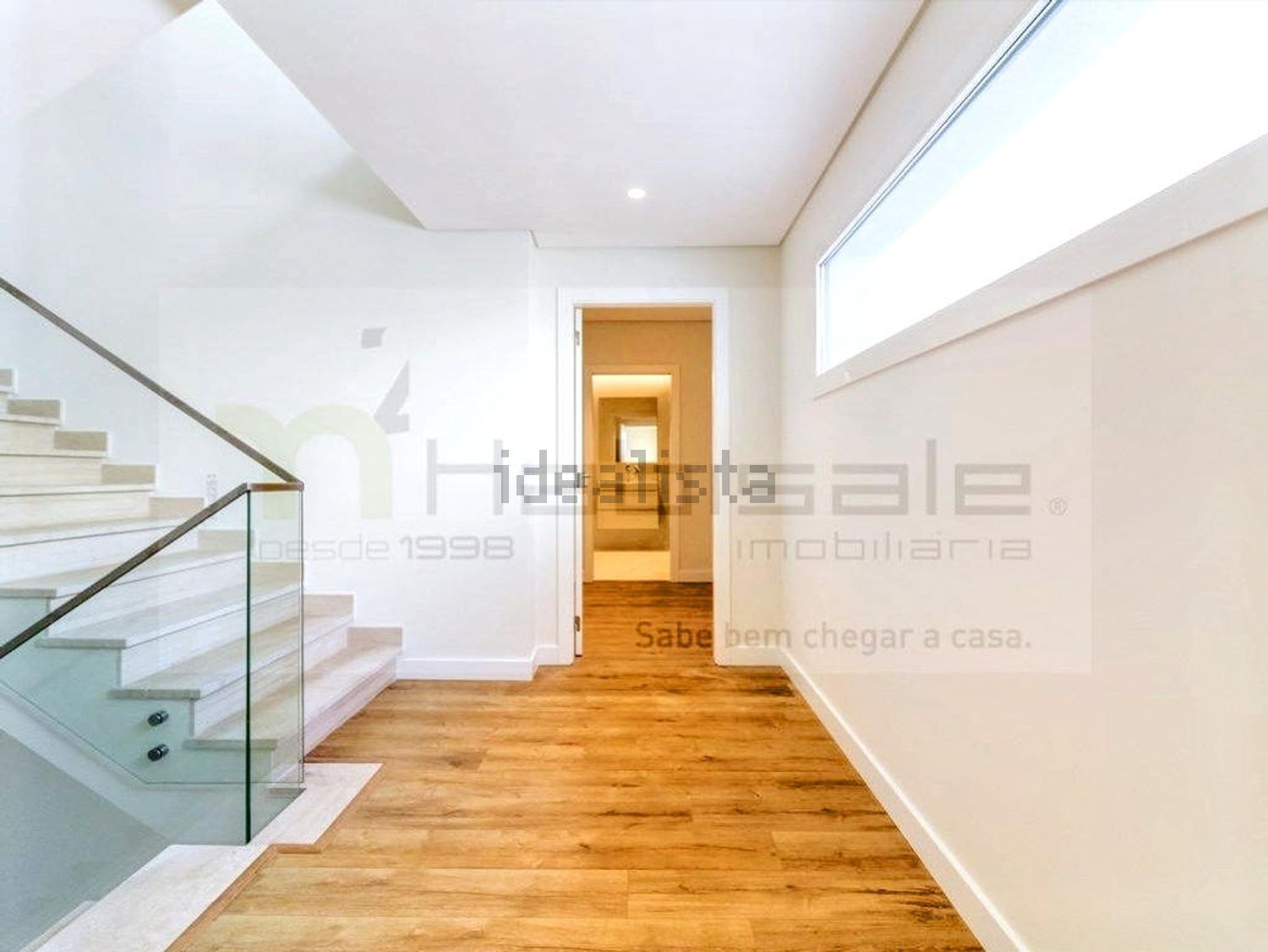 联排别墅出售在Rua Almirante Gago Coutinho, 58 a - 详情