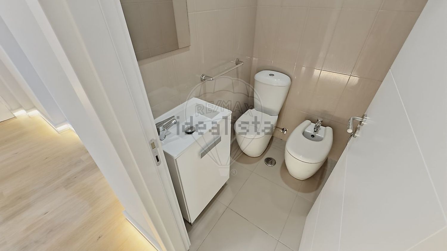 公寓 t3出售在Avenida das Areias - 卫生间