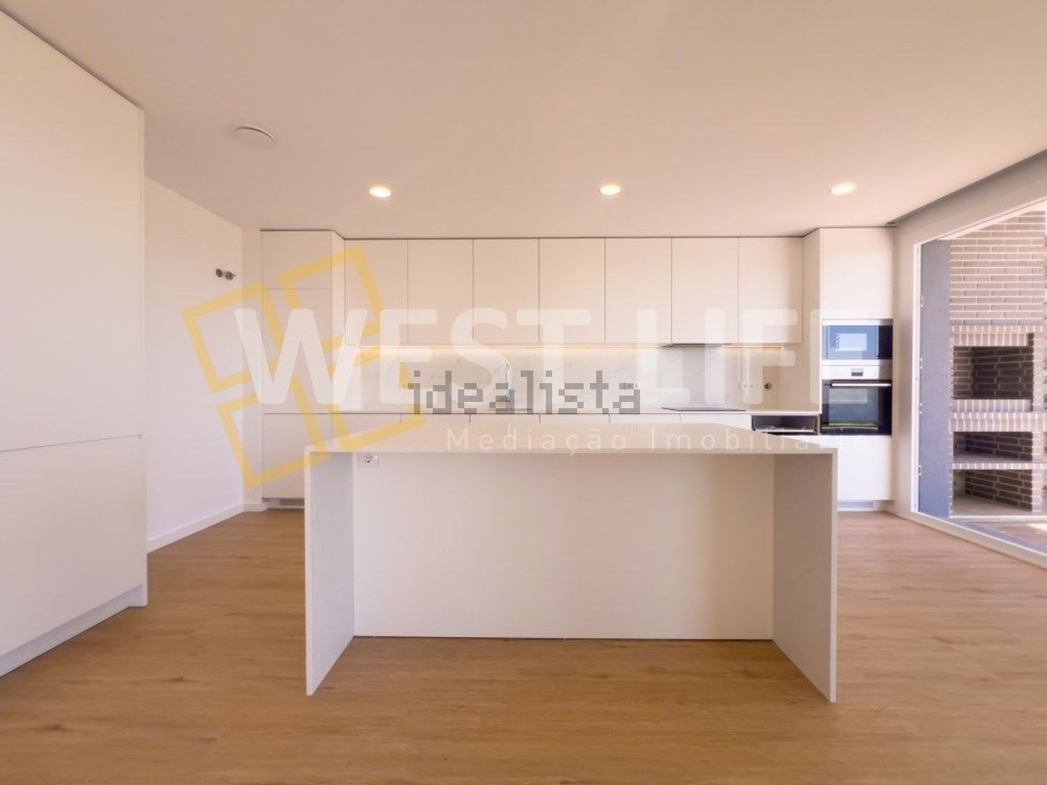 小楼房或独栋别墅出售在São Pedro da Cadeira - 厨房