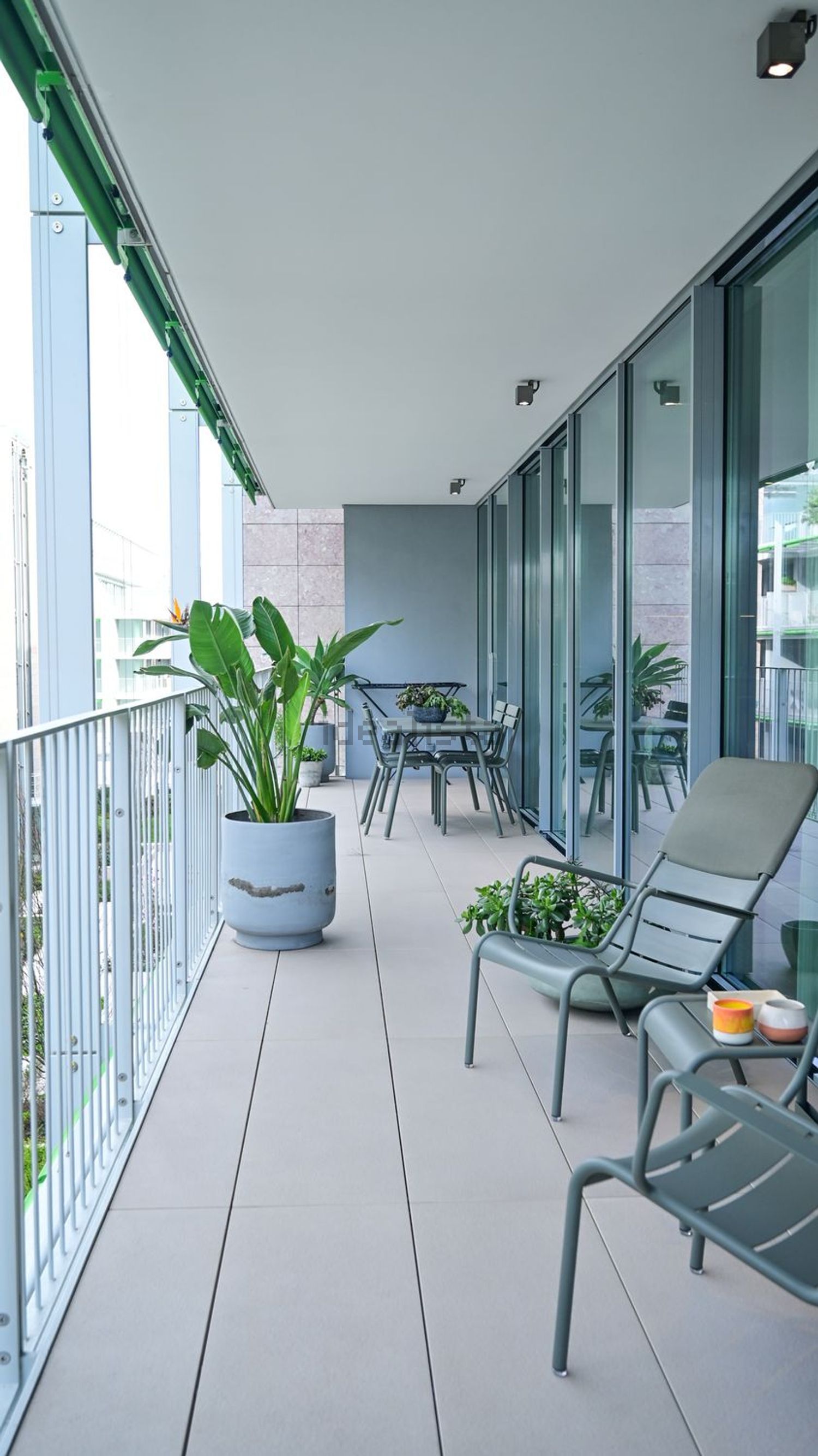 公寓 t3出售在Avenida Infante Dom Henrique, 110 - 露台