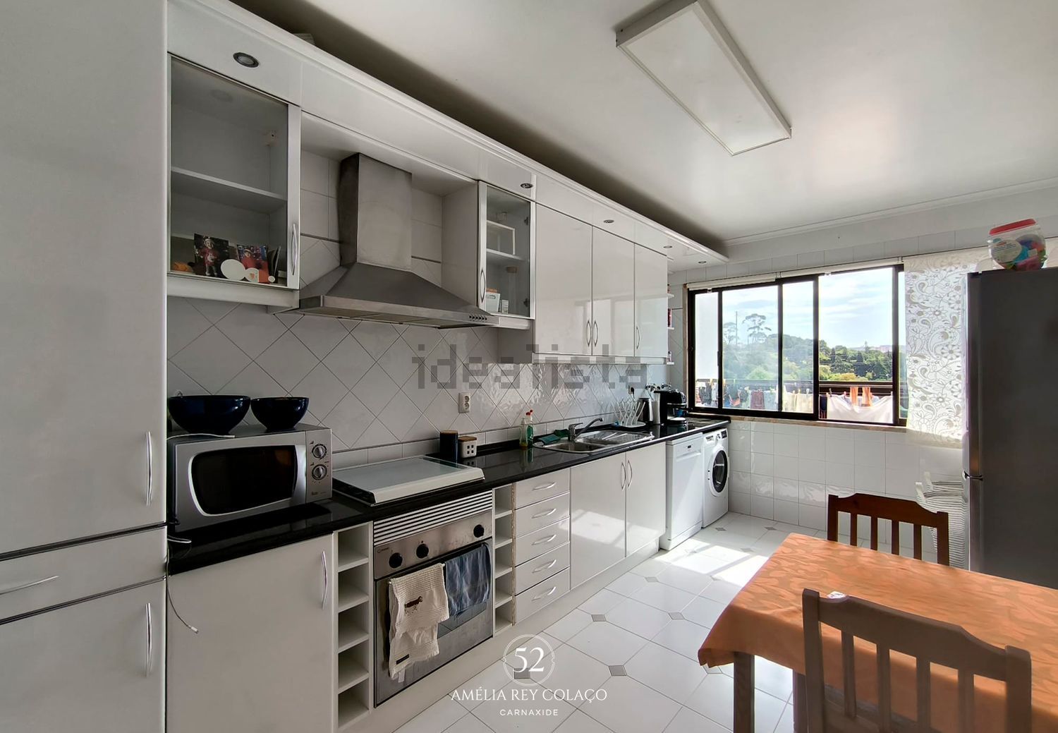 出租公寓 t3在Rua Amélia Rey Colaço, 52 - 厨房