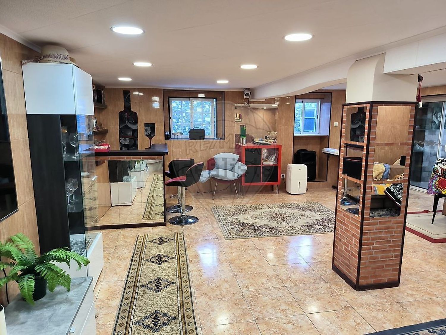 小楼房或独栋别墅出售在Rua da Mata de Palhacana - 客厅