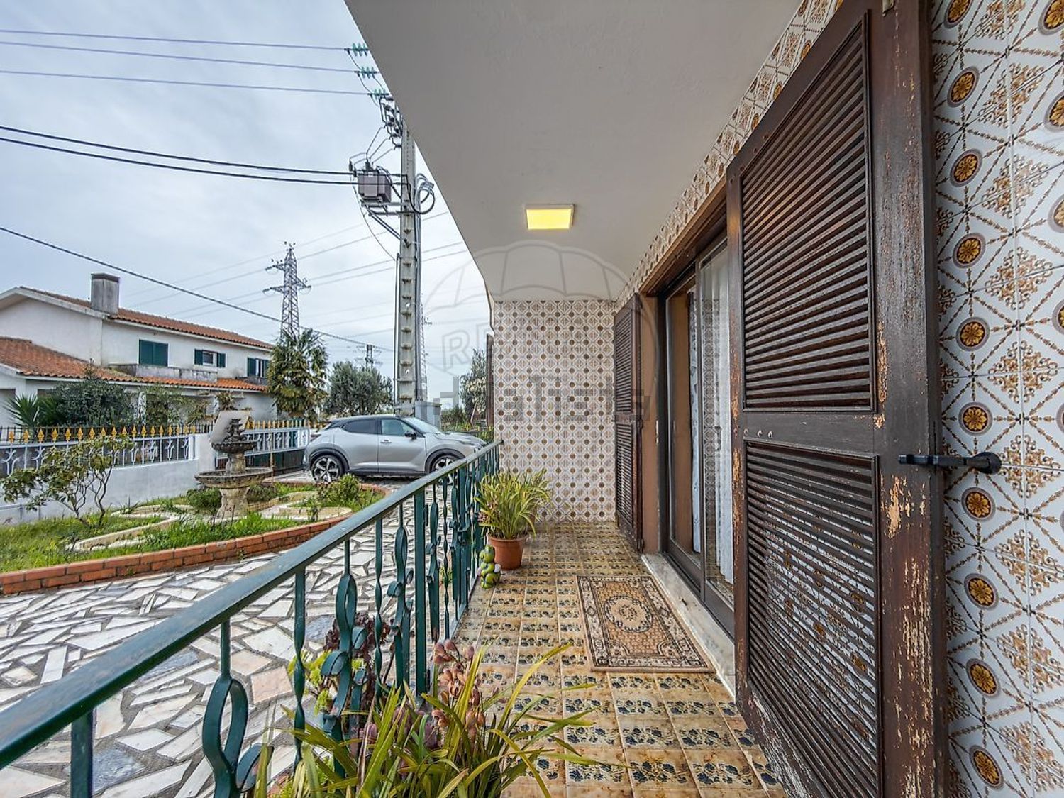 小楼房或独栋别墅出售在Rua da Brejinha - 阳台