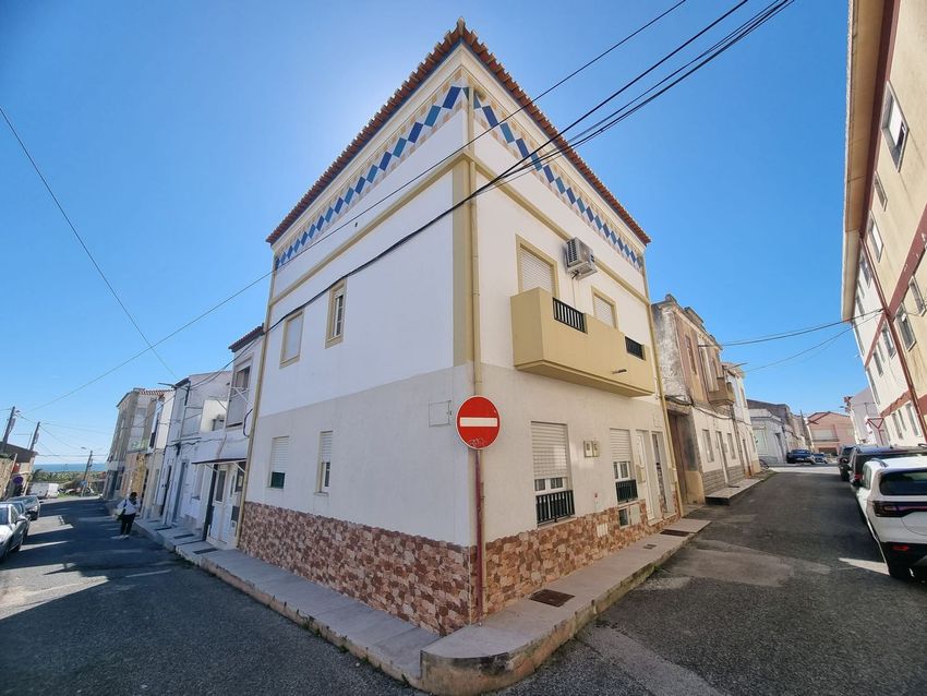 公寓 t1出售在Rua António Cervantes