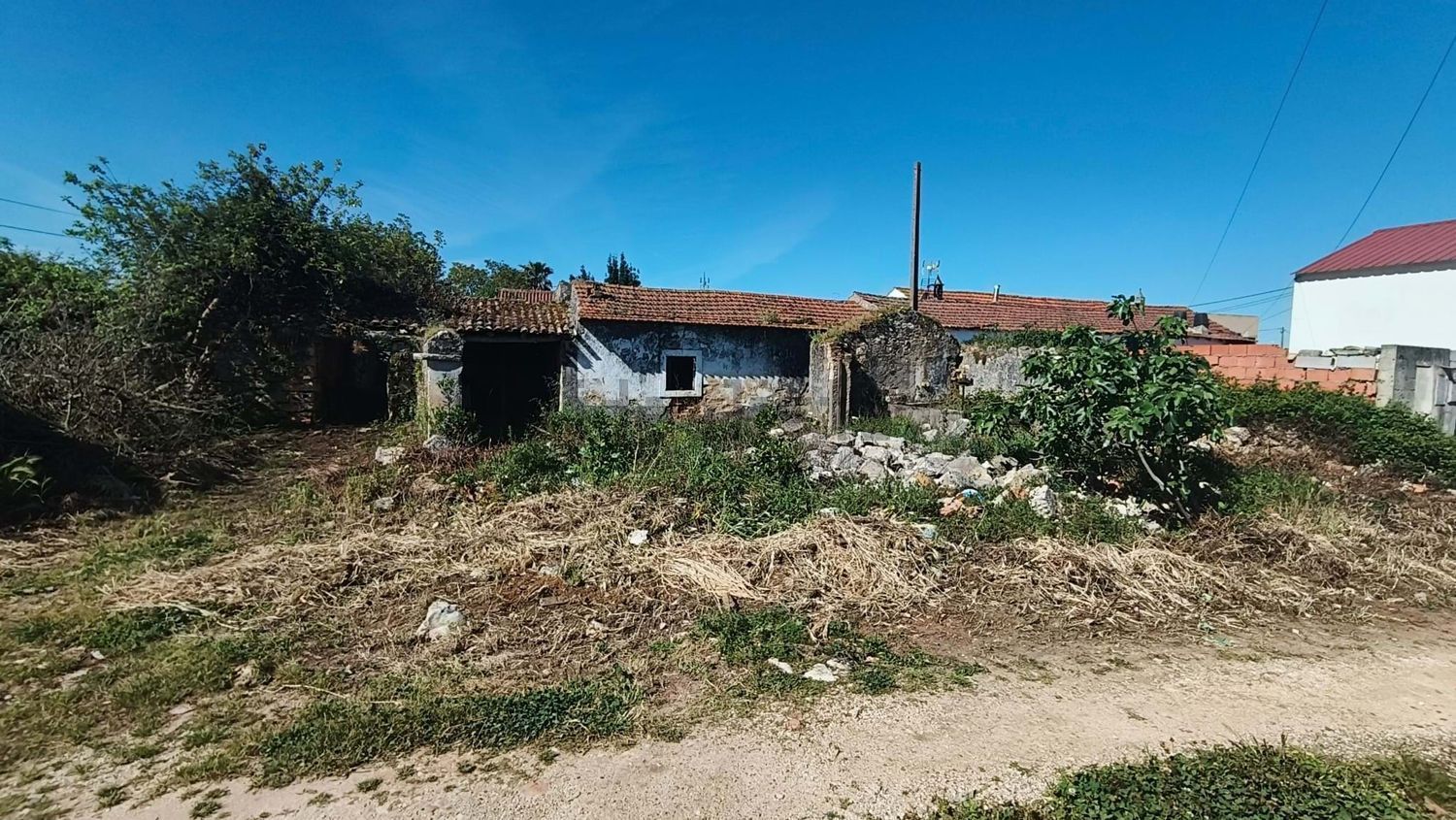 小楼房或独栋别墅出售在Beco do Coelho nr 1, Casais de santa teresa - 外立面