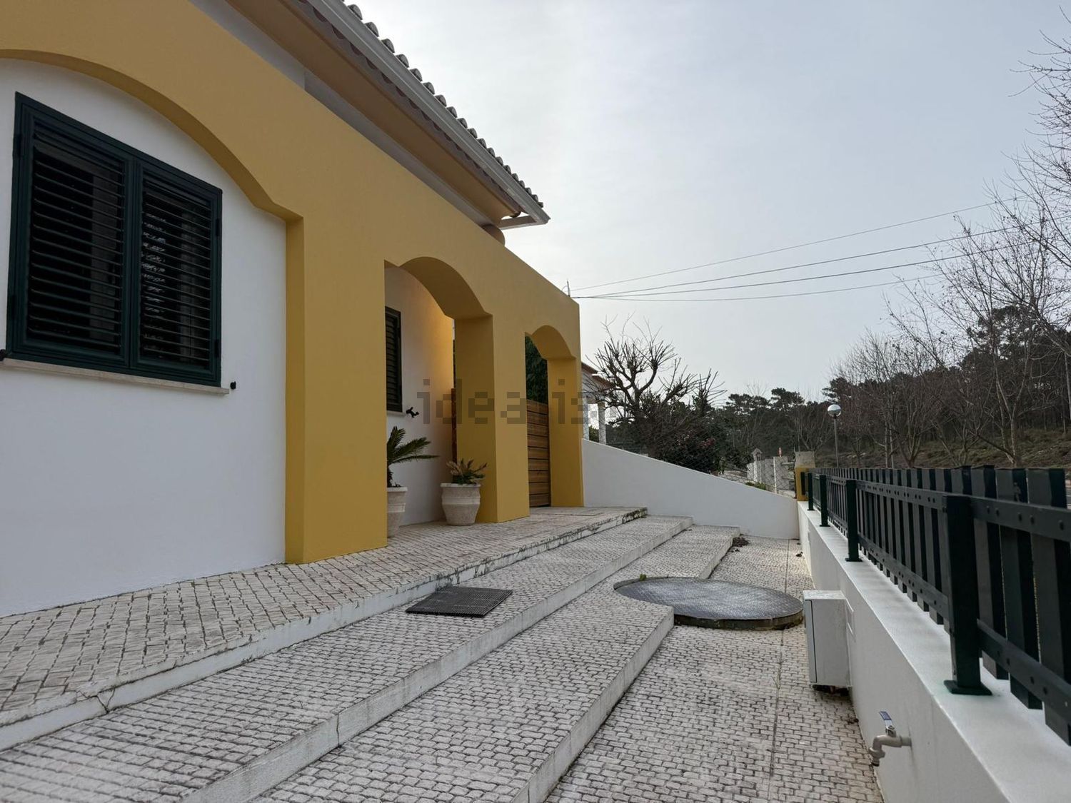 小楼房或独栋别墅出售Vila Nova de santo Andre - 外立面