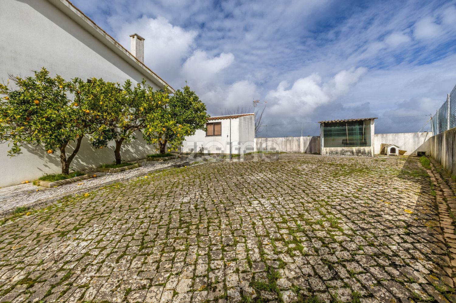 小楼房或独栋别墅出售在Rua da Piedade, 12 - 详情
