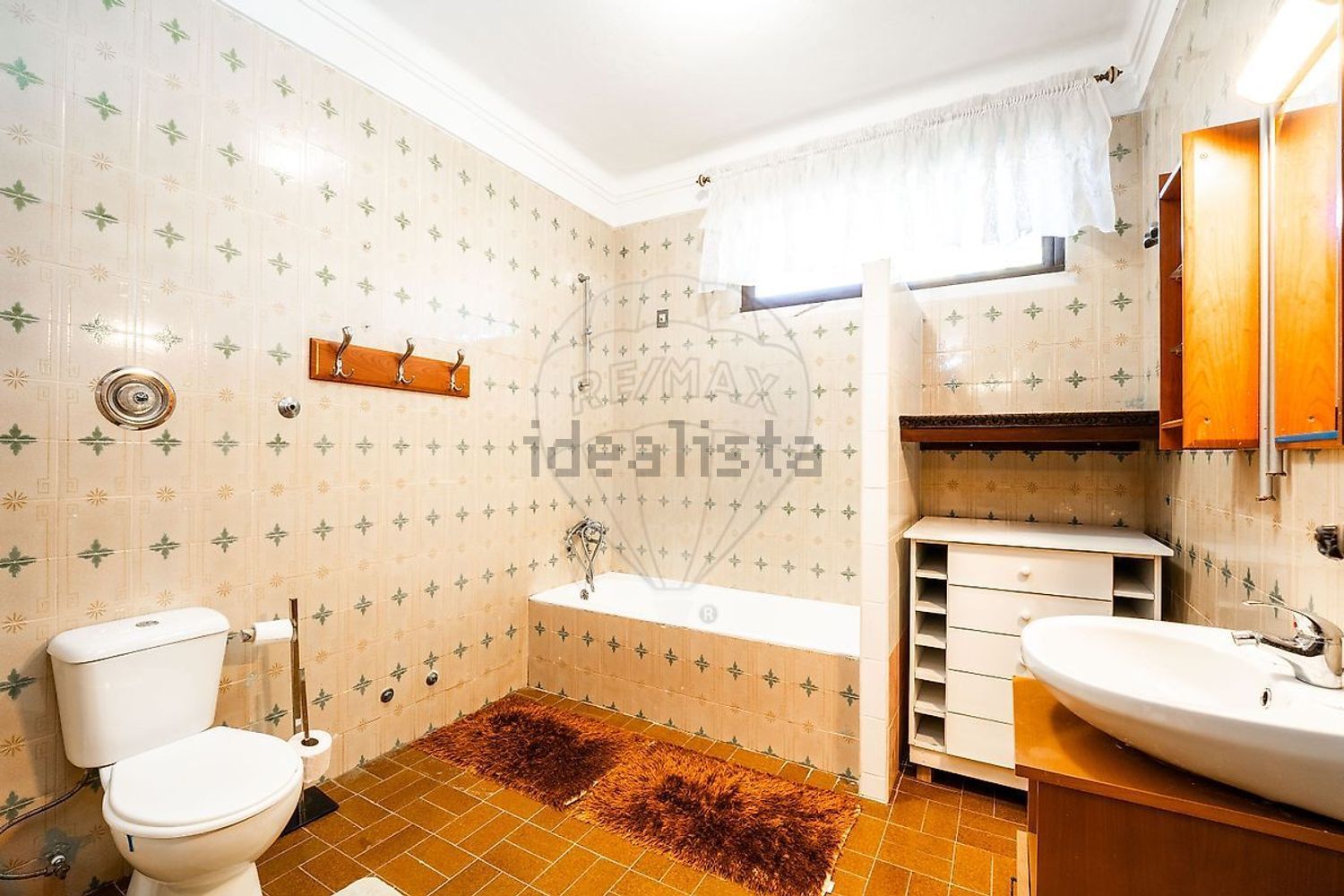 小楼房或独栋别墅出售在Avenida Raínha Santa Isabel - 卫生间