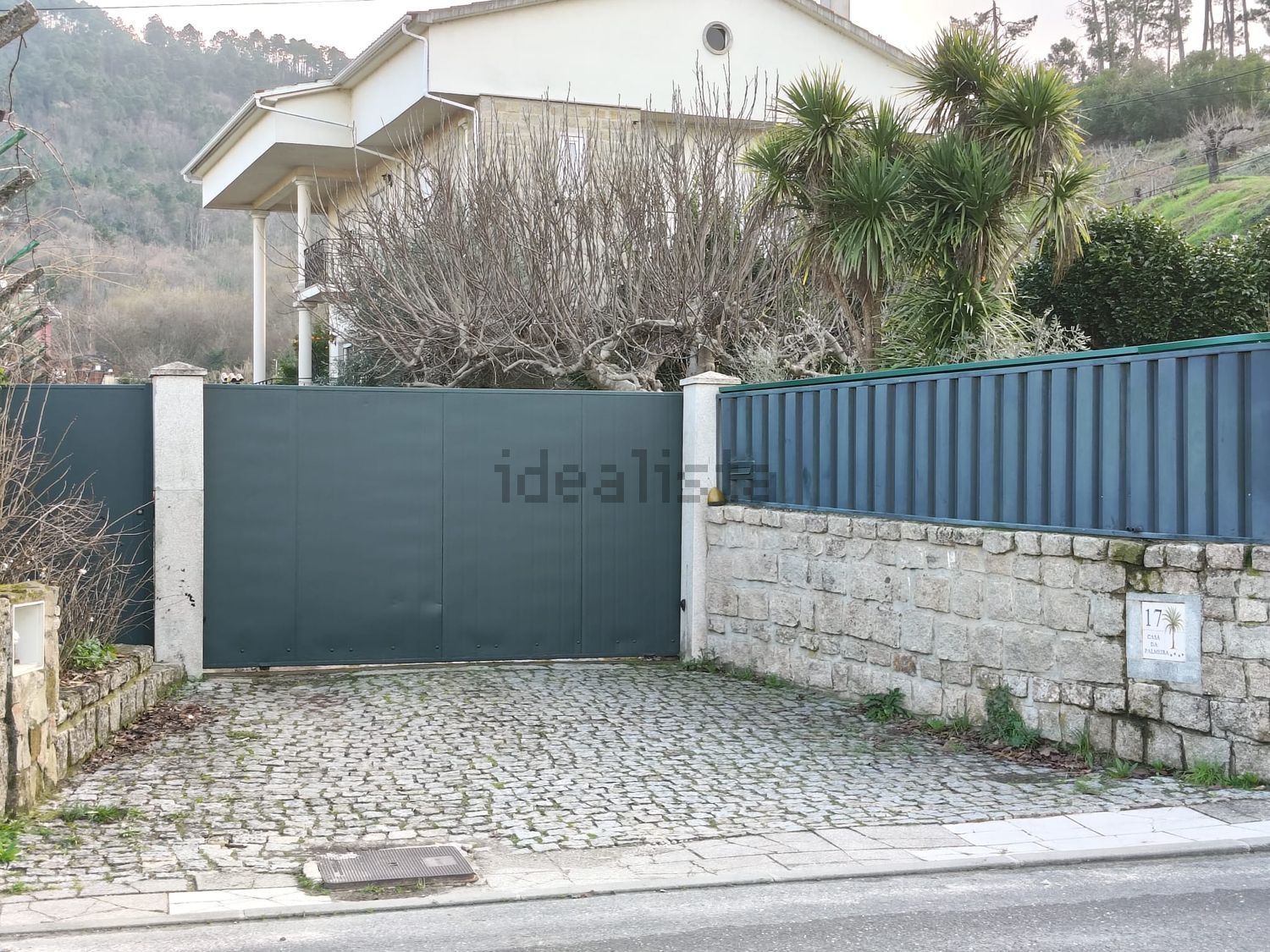 出租公寓 t1在Avenida Padre Ferraz, 17 - 外立面