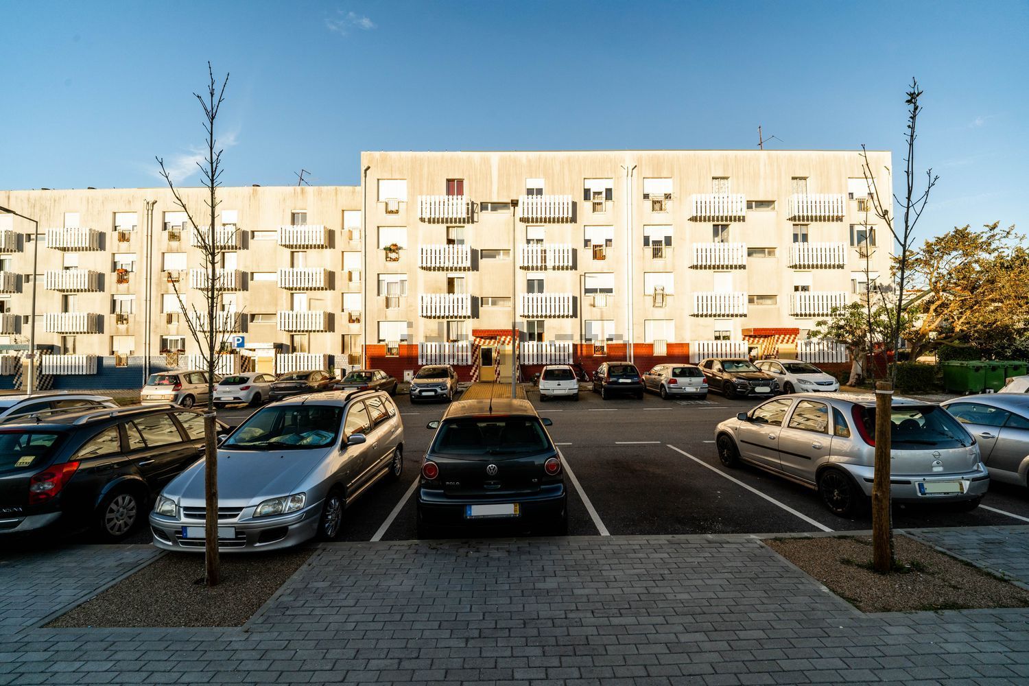 公寓 t3出售在Bairro Sá Carneiro, 2 - 外立面