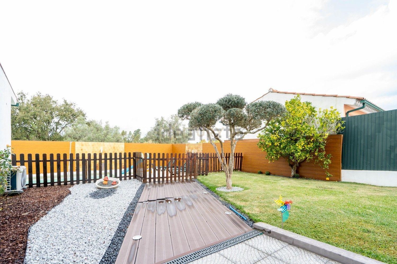 小楼房或独栋别墅出售R. Fonte da Rigueira - 照片