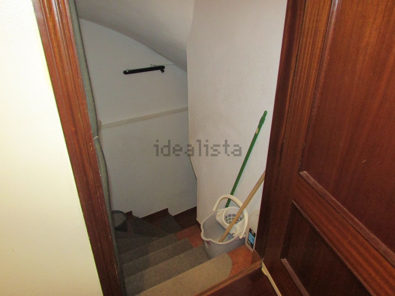 小楼房或独栋别墅出售在Rua Vila de Aguiar da Beira, 55 - 储藏室