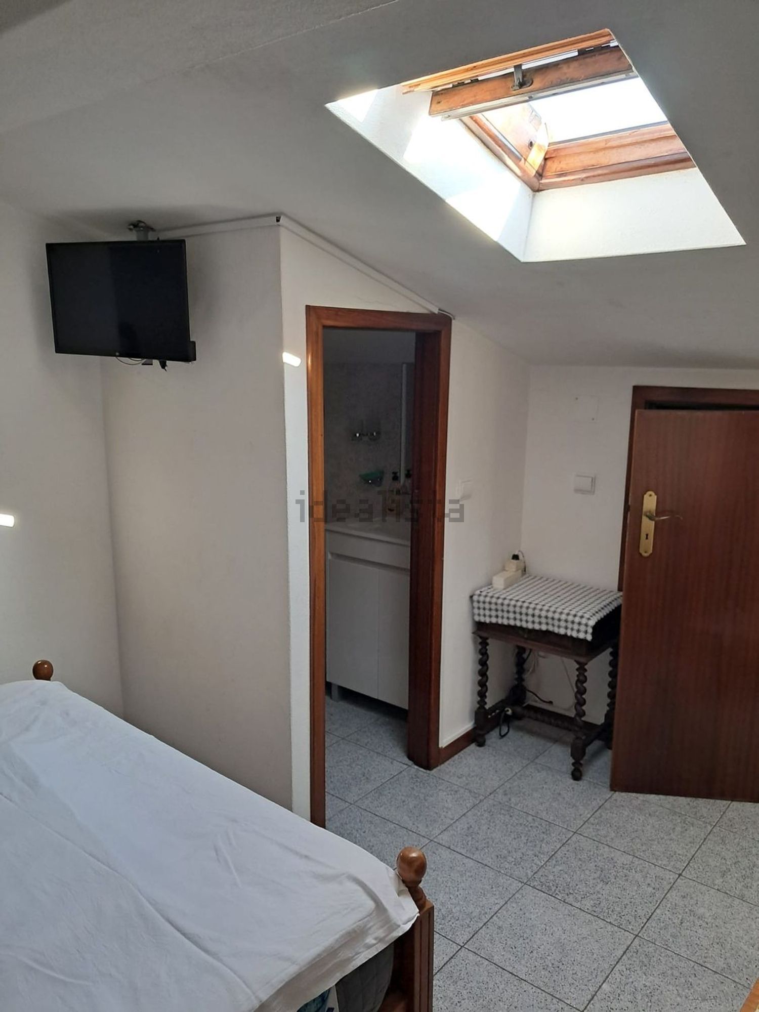 出租房间在Rua do Varinel, 44 n - 卧室