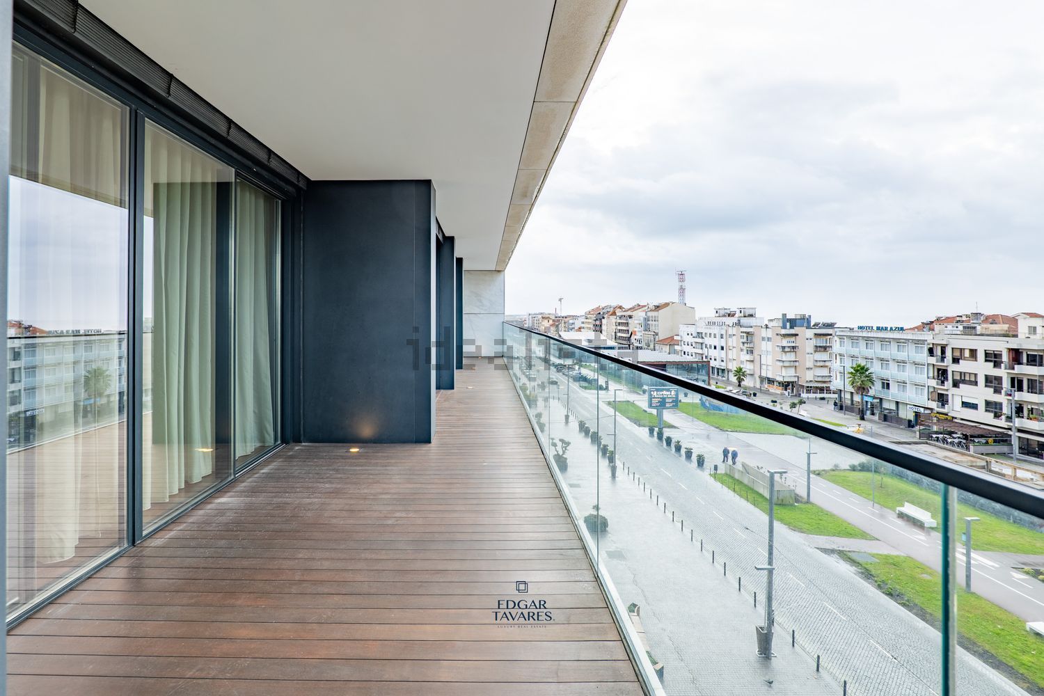公寓 t4出售在Rua 8 - 阳台